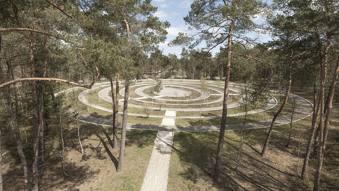 Special mention for Loenen Memorial Cemetery at LILA Awards 2021